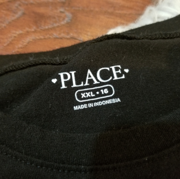 CLOSET CLEAR OUT ITEM - Picture 7 of 7